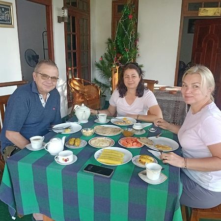 Mature Home Ella Ngoại thất bức ảnh