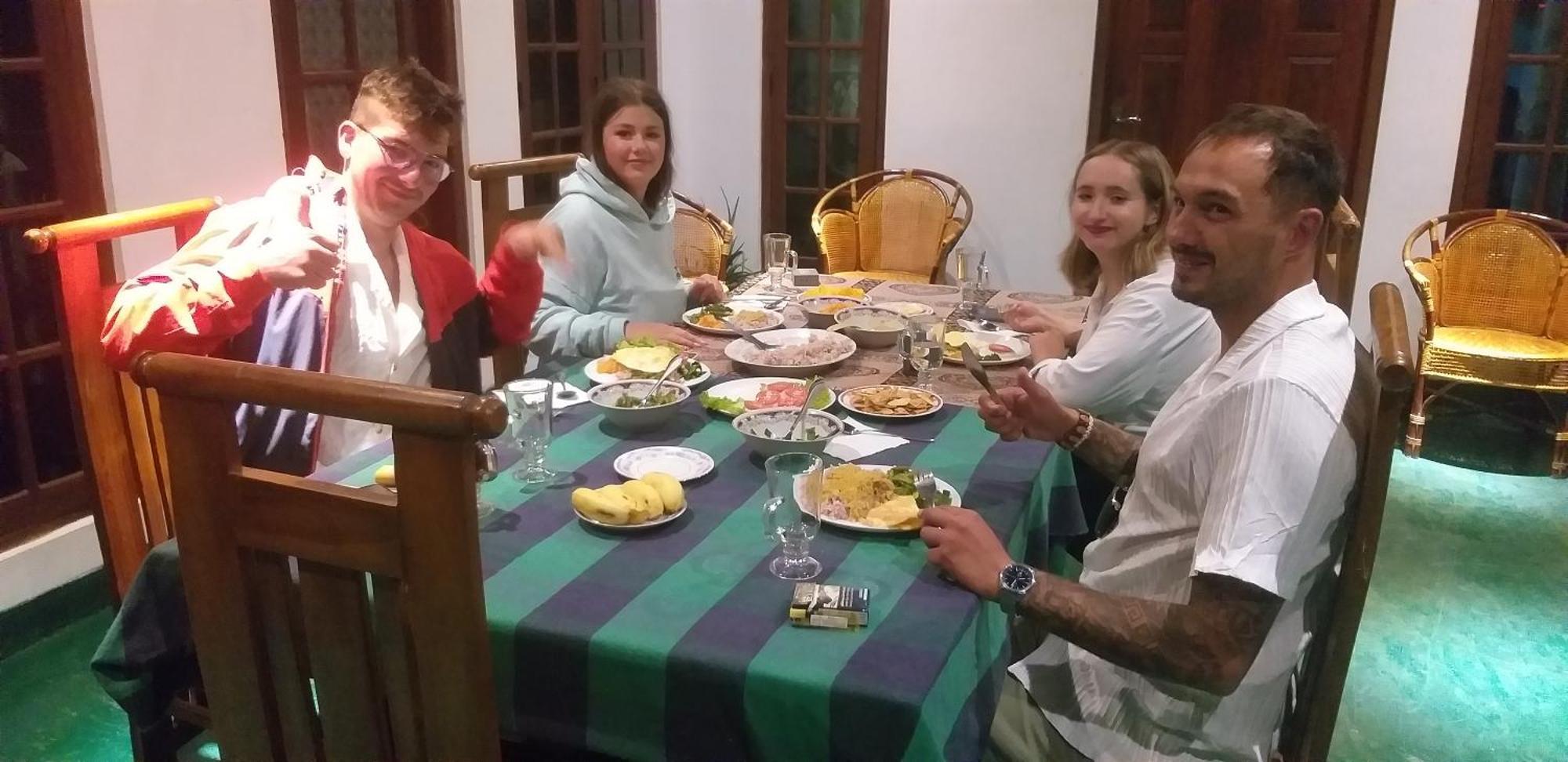 Mature Home Ella Ngoại thất bức ảnh